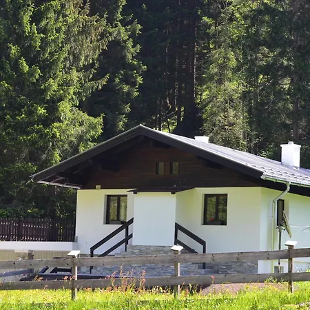 Dahoam By Sarina - & 3*