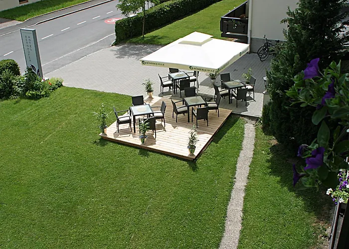 Dahoam By Sarina - & Hotell