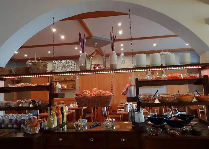 Hotell Dahoam By Sarina - & 3*