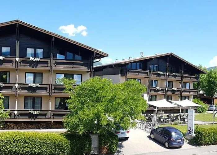 Dahoam By Sarina - & 3*