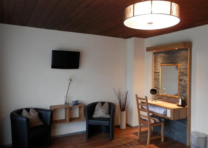 Dahoam By Sarina - & Hotel 3*